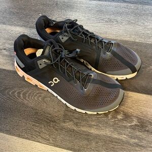 Size 11 - ON Cloudflow Rock Rose W